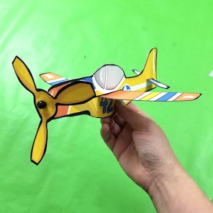 Aviones de papel de 4 estilos - Plantilla de artesanía de papel a todo color - artesanía de juguete de papel - Descarga instantánea - Plantilla de artesanía para niños