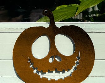 Rustic Steel Hanging Pumpkin: Halloween Garden Decor, Outdoor Ornament