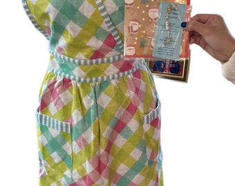 Ready to Gift  – EnVogue Colorful Apron + Angel Zipper Pull + Holiday Card Set