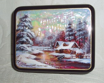 Beautiful Russian small Lacquer box Mother of pearl Fedoskino Landscape Winter Hand Painted