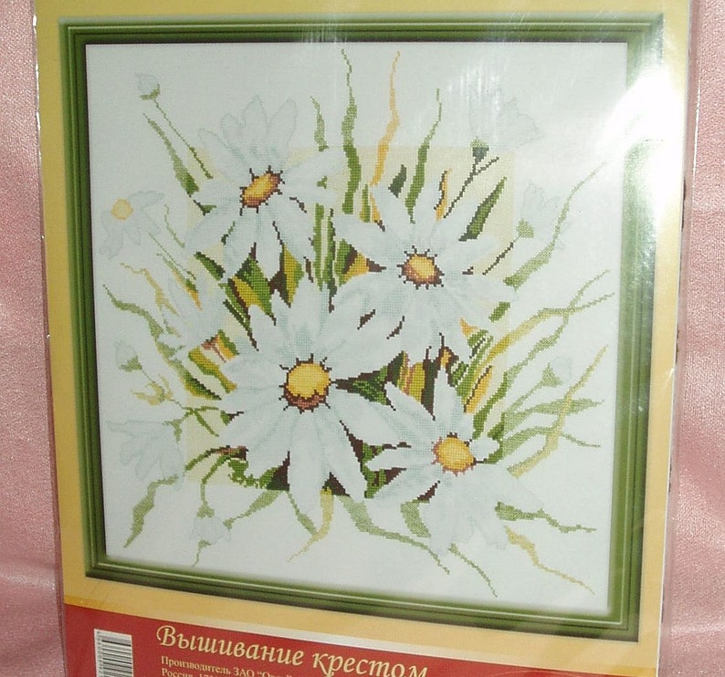 NEW UNOPENED Russian Counted Cross Stitch Kit OVEN 348 Daisies