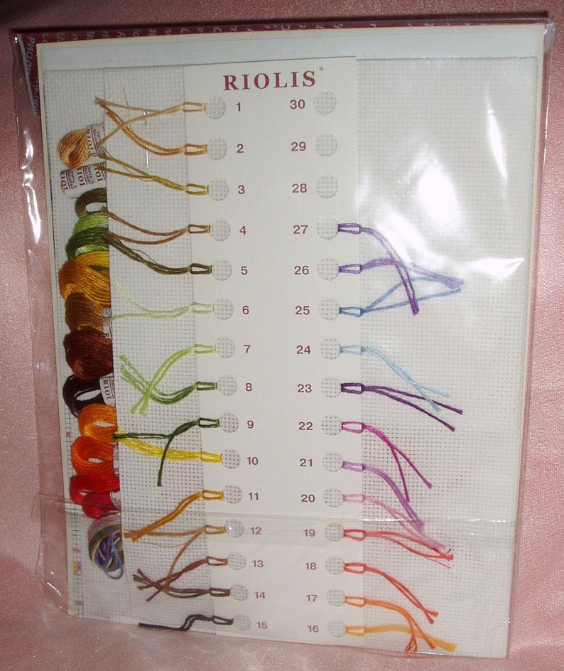 NEW UNOPENED Russian Counted Cross Stitch KIT Riolis 1537 Wreath with Wheat