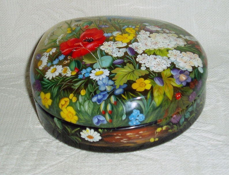 Poppy Summer Botany Cornflowers Hand Painted Russian Lacquer box mother of pearl Shell Fedoskino Field herbs and flowers