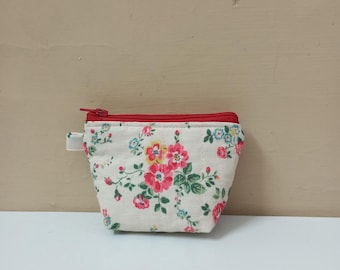 Monedero pequeño de algodón para mujer, minicartera con cremallera floral, bonito tarjetero, regalo hecho a mano para ella.