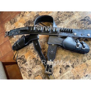 レザーベルト 弾薬ループとハンマーストラップ リボルバー ウエスタン タイダウン カウボーイ ガン レザーホルスター .22 .32 .357 .38 .44 .45 カートリッジホルスター
