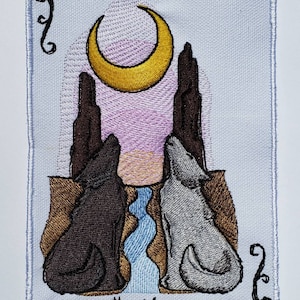 Tarot card patch, wolf moon, star