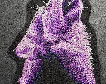 Howling wolf patch
