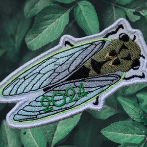 Embroidered Cicada Patch: Iron-On Applique (4.25x2.25 inches)