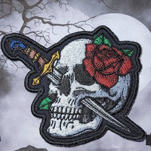 Skull patch embroiderd