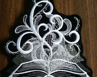 Écusson pour livre de sorts, wicca