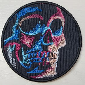 Embroiderd skull patch