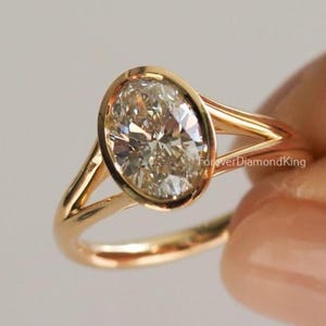 2.00 Ct Bezel Set Oval Ring Oval Cut Moissanite Ring Bezel Setting Moissanite Solitaire Ring 14k Yellow Gold Diamond Ring Wedding Ring VVS1