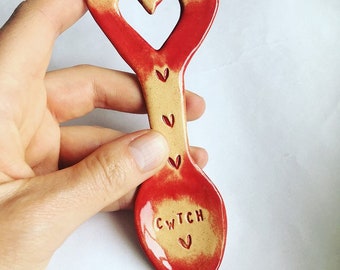 Cwtch (Hug in Welsh) Love Spoon