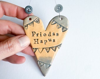 Priodas Hapus (Happy Wedding Day) ceramic hanging heart, dove grey. Made in Wales. Free UK P&P