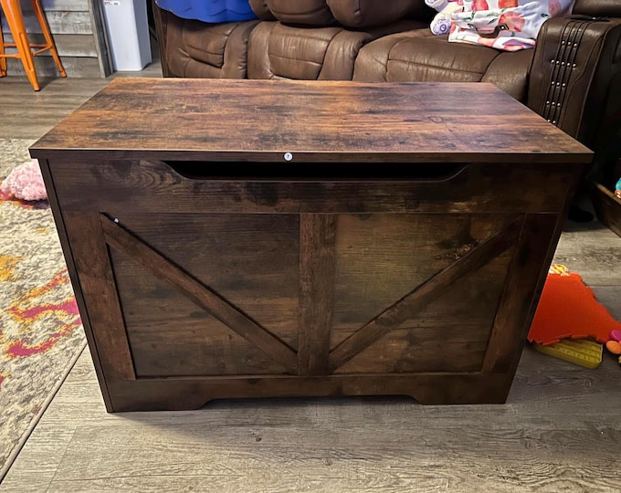 Retro Wooden Storage Bench, Rustic Brown Toy Box Organizer Chest with Safety Hinge, U-Shaped Cut-Out Pull & 220 lb Support, 39.4”
