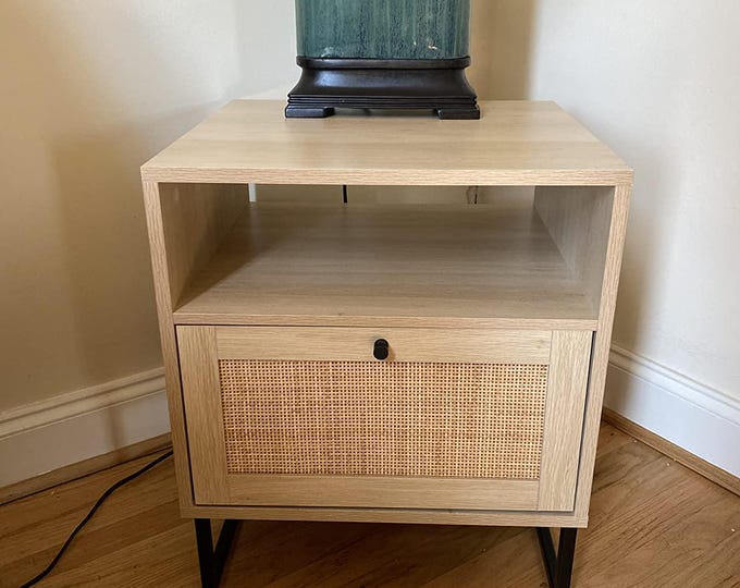 Wood End Side Accent Table Nightstand with Storage, Modern Bedside Table for Living Room or Bedroom