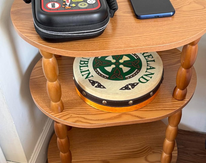 End Table, Small Oval Side Table for Small Spaces, Modern Nightstand Accent Table for Living Room, Bedroom, Brown