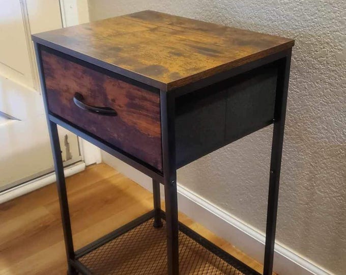 Nightstands Set of 2, Rustic Brown Bedside Tables with Drawer, Wooden End Tables for Bedroom and Home Décor