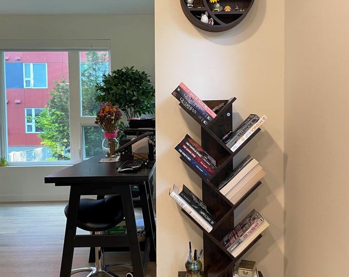 6-tier tree bookshelf – sturdy retro floor standing wood bookcase space-saving