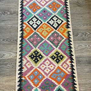 Kilim Runner, Table Runner – Vibrant Geometric Elegance, Handmade Kilim Wool  (1.9 ft x 5.3 ft)