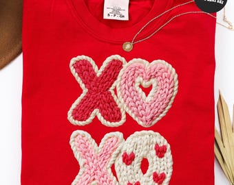 XOXO Valentines Shirt Faux Yarn Comfort Colors Shirt Valentines Day Shirt Womens Valentine Shirt Valentine's Day Gift Xoxo Hearts Sweatshirt