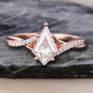 Kite Cut Moissanite Engagement Ring Women Infinity Ring Twisted Ring Yellow Gold Moissanite Ring Unique Diamond Ring Vintage Wedding Ring