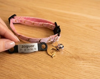Collar personalizado para gato con dije de luna y estrellas, placa de identificación personalizada, cierre de seguridad para gatitos.