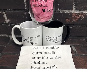 Dolly Parton Gift Set – Mug, Wine Glass & Tea Towel – Country Music Gift Bundle – Funny Southern Kitchen Decor