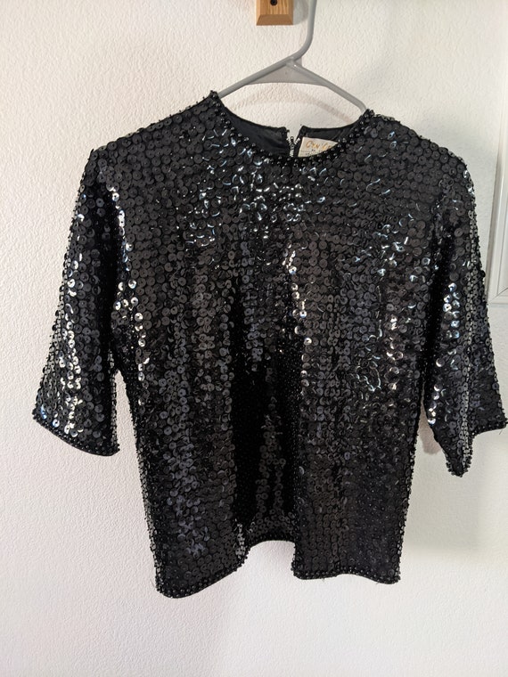 Gorgeous vintage Cyn Les 100% wool black sequined 