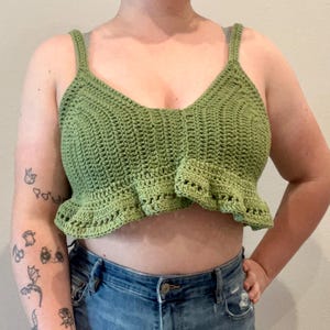 Handmade Green Crochet Crop Top: Comfy L/XL Summer Tank