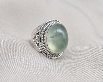 Prehnite 925 Sterling Silver Ring: Handmade Boho Healing Crystal