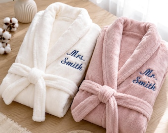 Personalized Robes for Couples - Custom Embroidered Bride & Groom Robes - His and Hers Bathrobes - Wedding Gift - Honeymoon Robe