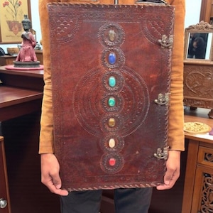 Embossed XL Leather Grimoire Journal Handmade Book of Shadows, Large Witchcraft Spell Notebook, Vintage Writing Diary image 2