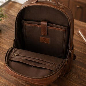 Vollnarbenleder Laptop Rucksack, personalisierter Reiserucksack, großer Weekender Tasche Herren Bild 4