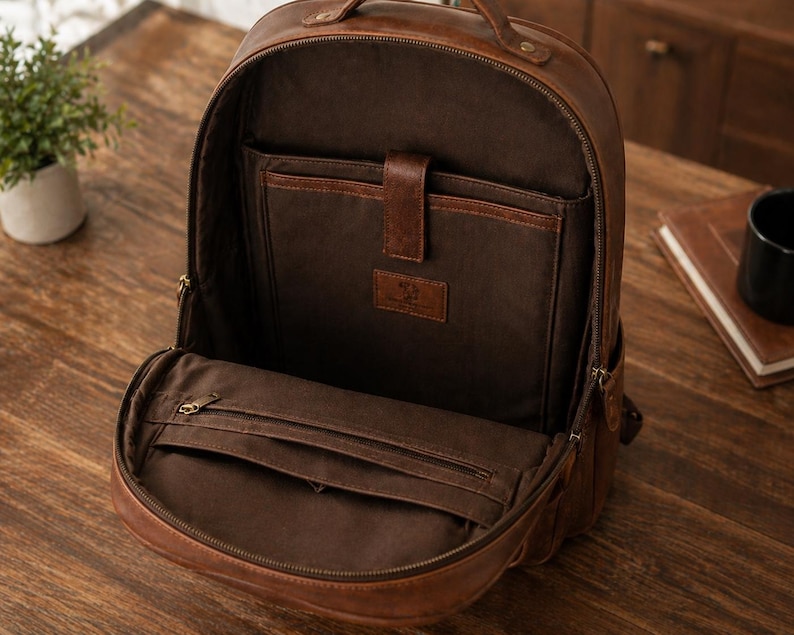 Vollnarbenleder Laptop Rucksack, personalisierter Reiserucksack, großer Weekender Tasche Herren Bild 4
