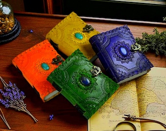 Stone Leather Journal with C-Lock: 200 Page Deckle Paper Grimoire