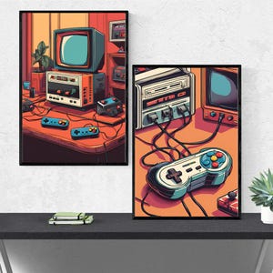 Könnte beinhalten: Zwei gerahmte Kunstdrucke im Retro-Videospiel-Stil. Ein Druck zeigt einen Vintage-Fernseher, eine Konsole und Controller. Der andere Druck zeigt eine Nahaufnahme eines Controllers und einer Konsole. Die Farbpalette umfasst Orange, Blau und Braun.