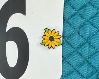 Black-Eyed Susan Flower Pin