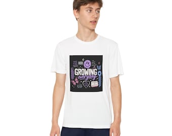 Camiseta juvenil "Creciendo cada día" / Mensaje positivo, gráfico de carita sonriente, diseño de garabatos en tonos pastel.