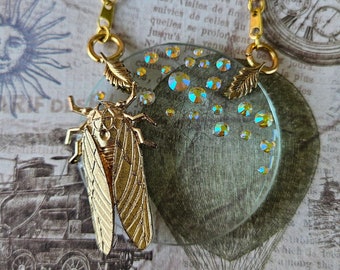 Vintage Magnify Glass Cicada Pendant Necklace