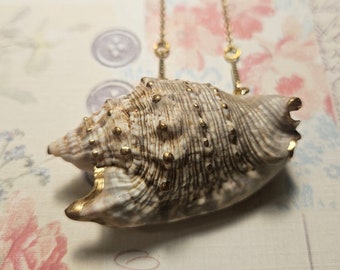 Ocean Sea Shell Gold Leaf Sea Shell Pendant Jewelry Necklace