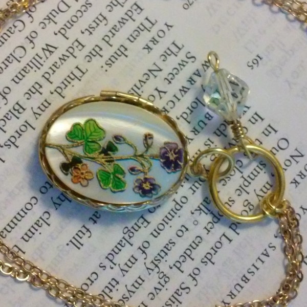 Lovely Floral Vintage Gold Locket - Purple Flowers - Green leaves - Pink Flower - Jewelry - Necklace - Lovely - Special - Old