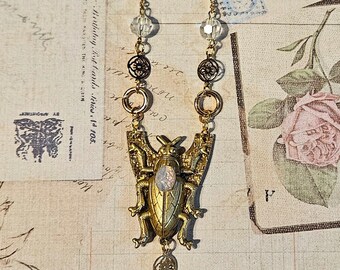 Lovely Unique Golden Beetle Amulet Pendant Jewelry Necklace