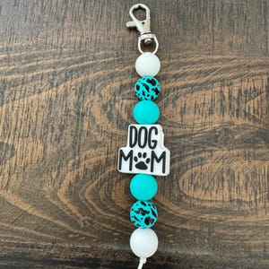 Llavero colorido de mamá perruna: accesorio casero con cuentas brillantes para amantes de las mascotas, ideal para llaves, carteras, mochilas y bolsos de mano.