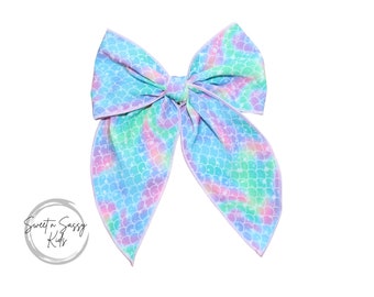 Mermaid Scales Fable Hair Bow, 5.5 inch bow, Hair Bow, Fabric Bow, Girls Big Bow, Mermaid Hair Bow, Mermaid Birthday Party, Summer Bow, Pink