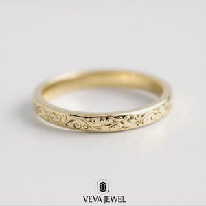 Vintage Floral Gold Wedding Band | Engraved Scroll Ring | 14K Yellow Gold Art Deco Band | Delicate Antique Style Promise Ring | Daily Wear