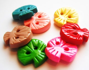 Button Solid Seashells handmade polymer clay buttons ( 6 )