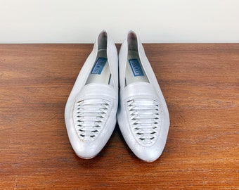 Pointy Silver Leather Flats by Bay Club, 1980s-1990s | Vintage Metallic Women's Footwear