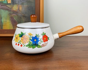 Vintage Fondue Pot White with Flowers | 1970s Decorative Cooking Pot with Floral Motif and Wooden Handle | Camping Cookware