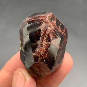 Natural Almandine Garnet Crystal 71g Polished Healing Stone from Afghanistan, Red Gemstone for Energy & Meditation
